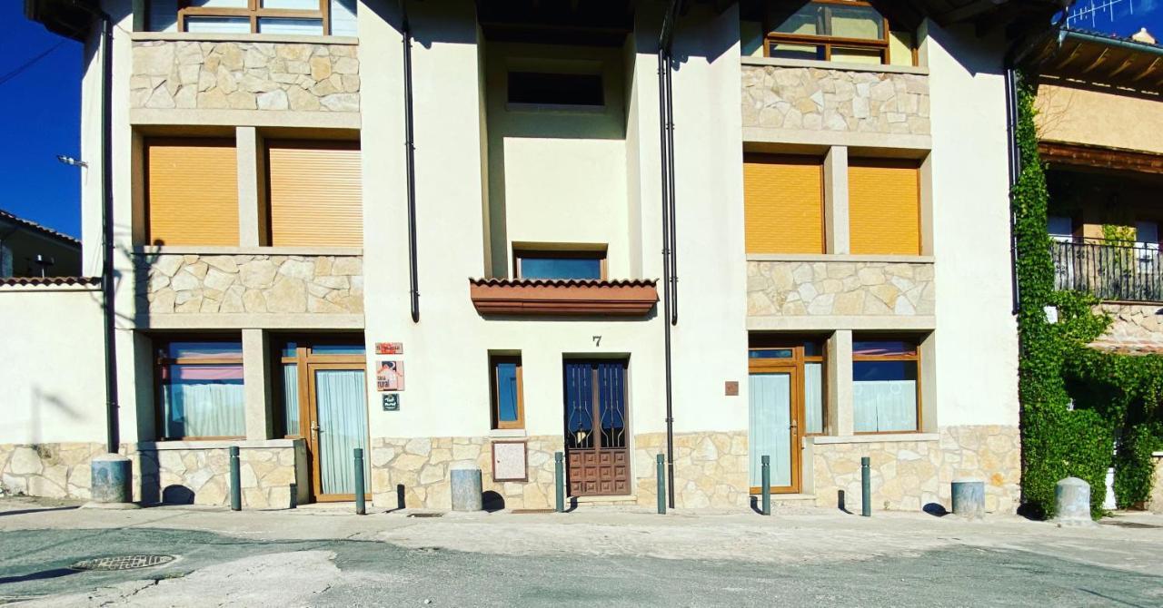 El Plantio I Y II - Apartamentos Turisticos Ойос-дель-Эспино Экстерьер фото