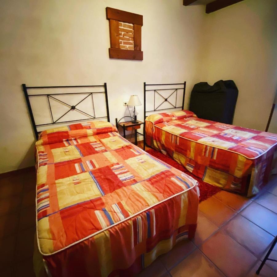 El Plantio I Y II - Apartamentos Turisticos Ойос-дель-Эспино Экстерьер фото